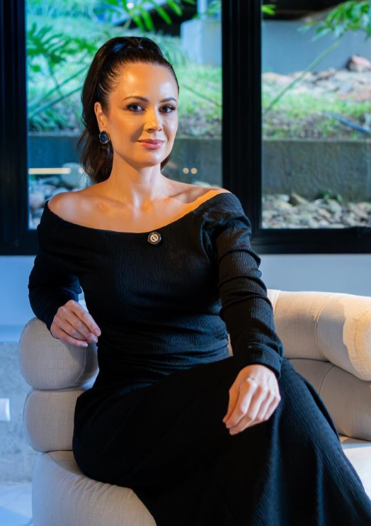 Angela Zaparolli, corretora de imóveis em Curitiba
